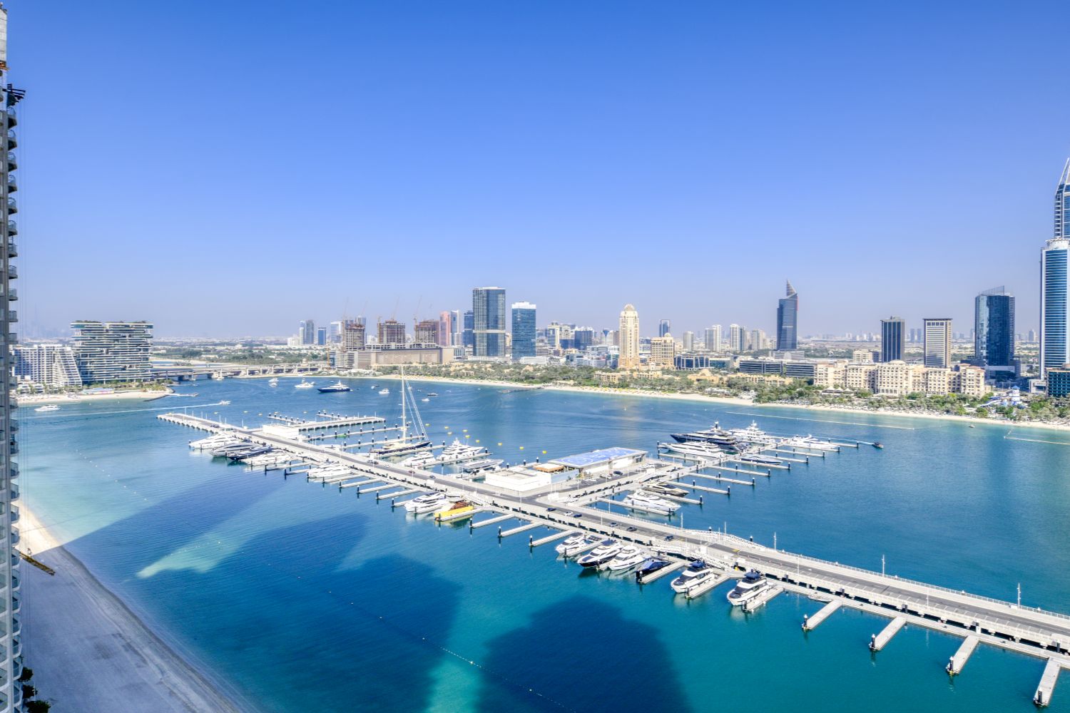 1 Bedroom Apartment in Sunrise Bay Tower 1