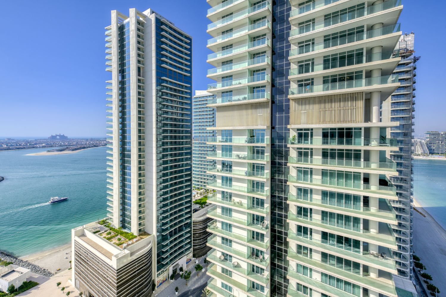 1 Bedroom Apartment in Sunrise Bay Tower 1