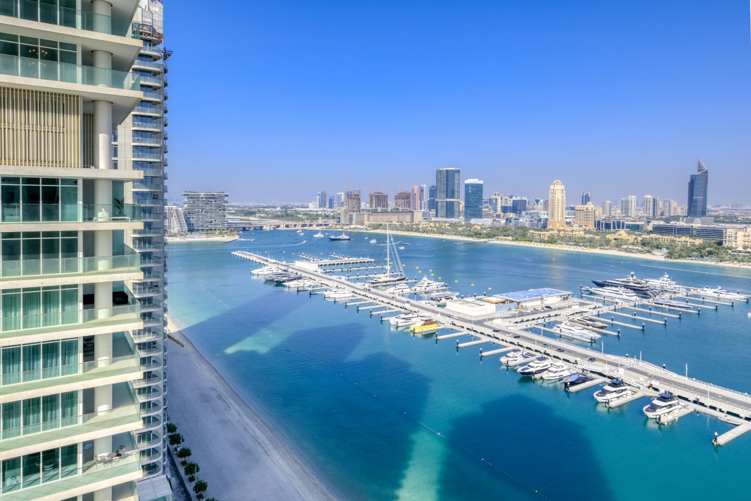 1 Bedroom Apartment in Sunrise Bay Tower 1