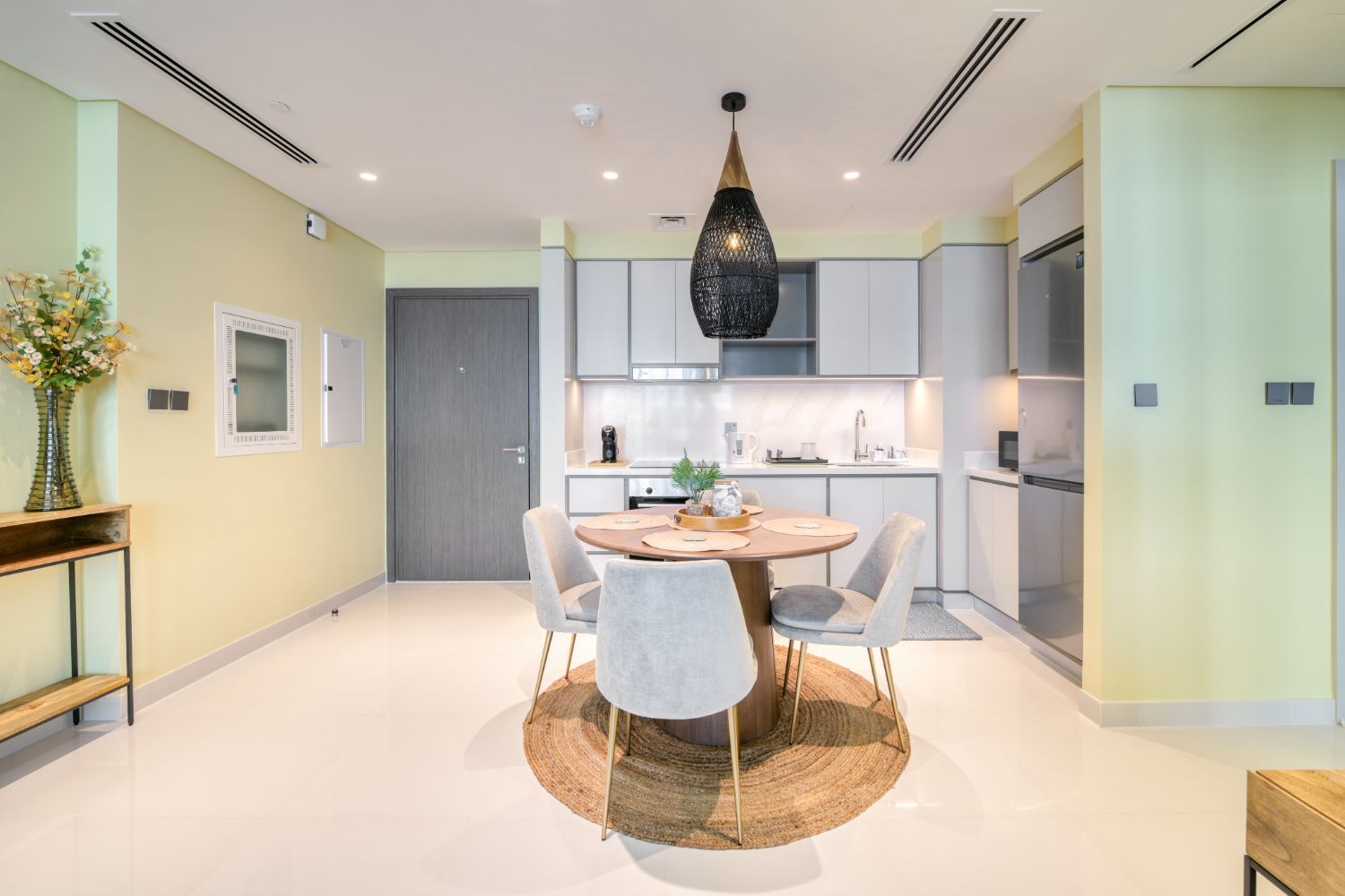 1 Bedroom Apartment in Sunrise Bay Tower 1