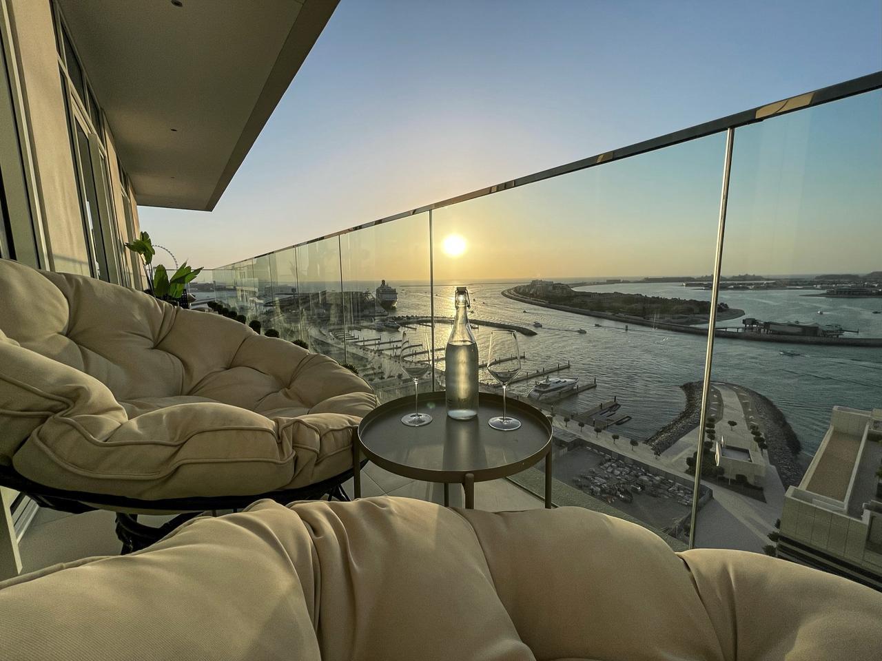 2 Bedrooms Apartment in Sunrise Bay Tower 2