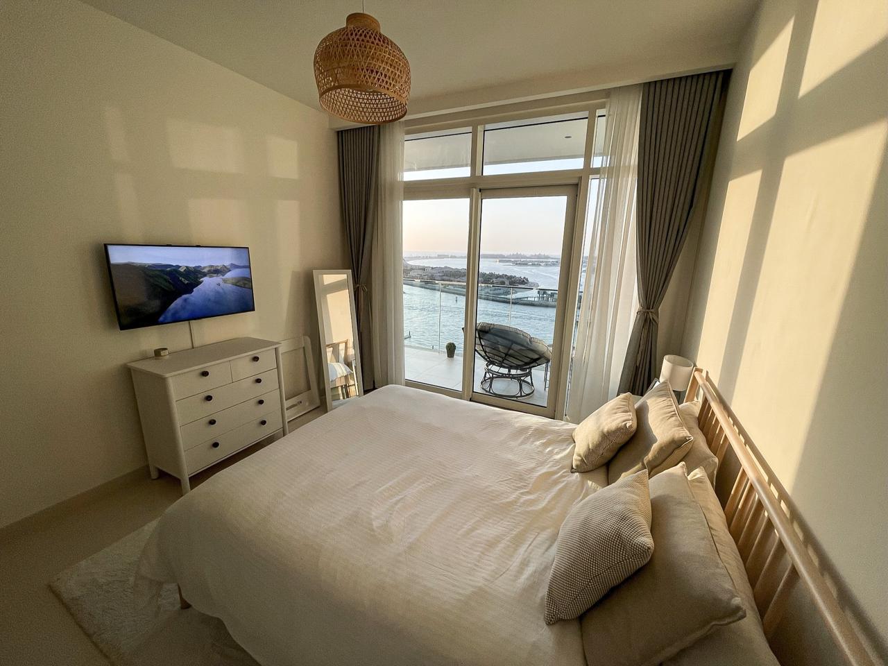 2 Bedrooms Apartment in Sunrise Bay Tower 2