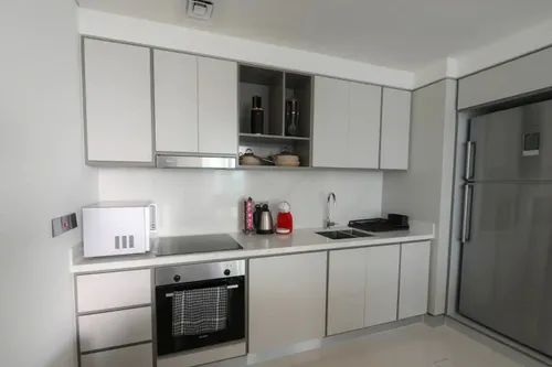 2 Bedrooms Apartment in Sunrise Bay Tower 2