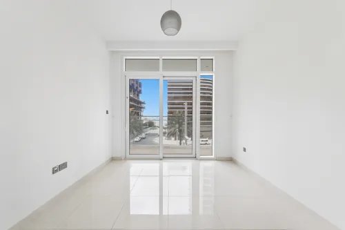 2 Bedrooms Apartment in Sunrise Bay Tower 2