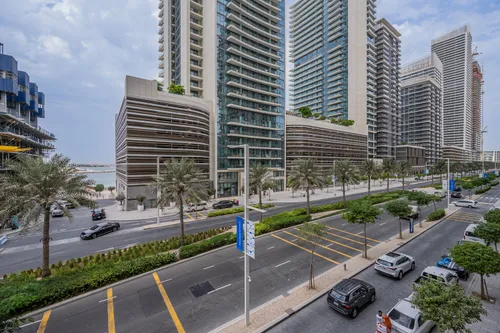 2 Bedrooms Apartment in Sunrise Bay Tower 2