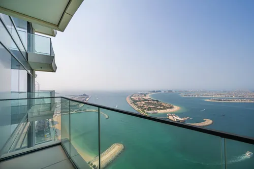 2 Bedrooms Apartment in Beach Vista Tower 2