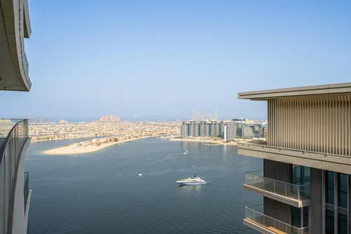 1 Bedroom Apartment in Beach Vista Tower 2