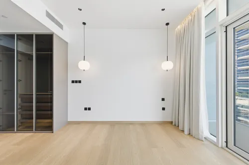 3 Bedrooms Apartment in Sunrise Bay Tower 1