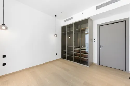 3 Bedrooms Apartment in Sunrise Bay Tower 1