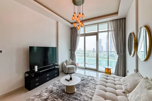 2 Bedrooms Apartment in Sunrise Bay Tower 2