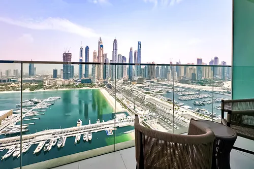 2 Bedrooms Apartment in Sunrise Bay Tower 2