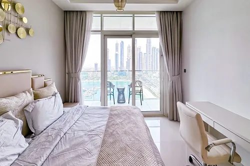 2 Bedrooms Apartment in Sunrise Bay Tower 2