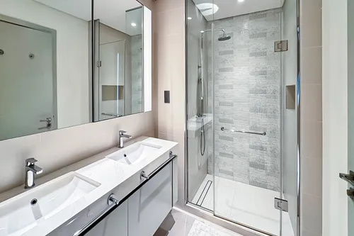 2 Bedrooms Apartment in Sunrise Bay Tower 2