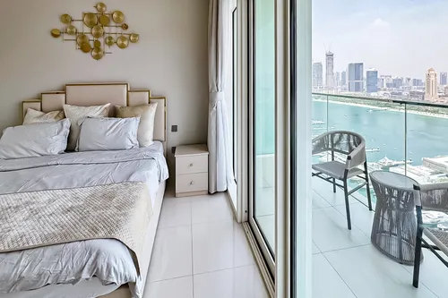 2 Bedrooms Apartment in Sunrise Bay Tower 2