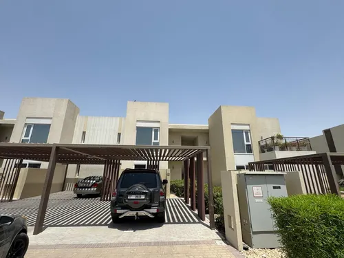 2 Bedrooms Apartment in Urbana 3 Block 03