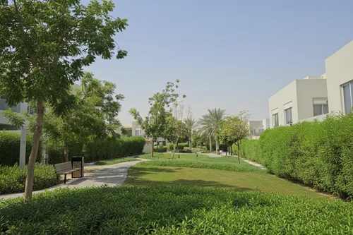 2 Bedrooms Apartment in Urbana 1 Block 16