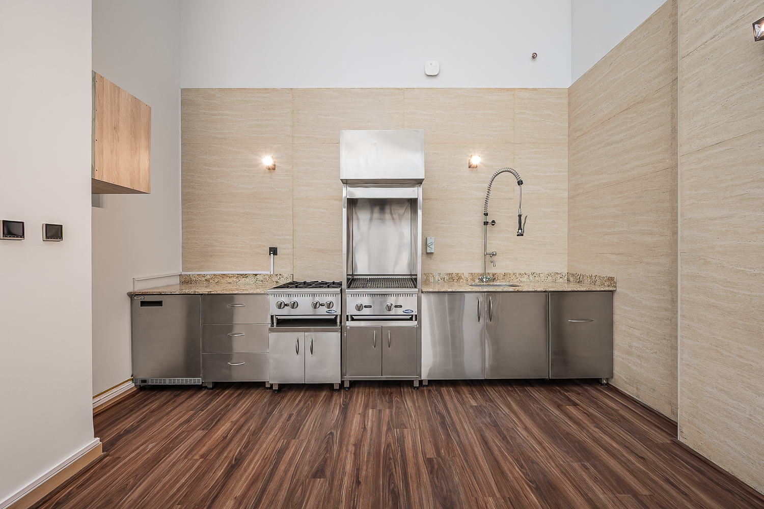 3 Bedrooms Penthouse in One of One Luxury Residences