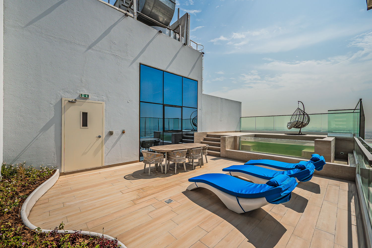 3 Bedrooms Penthouse in One of One Luxury Residences