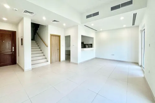 3 Bedrooms Townhouse in Amaranta 3