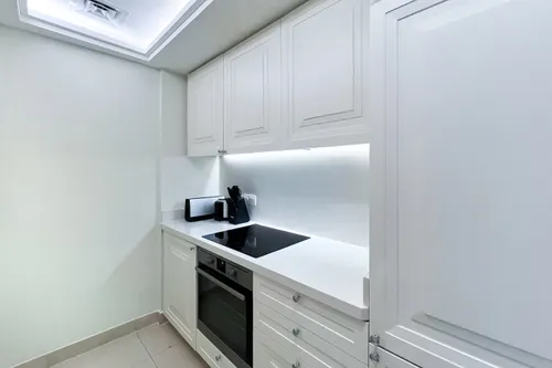 1 Bedroom Hotel Apartment in The Address BLVD Sky Collection