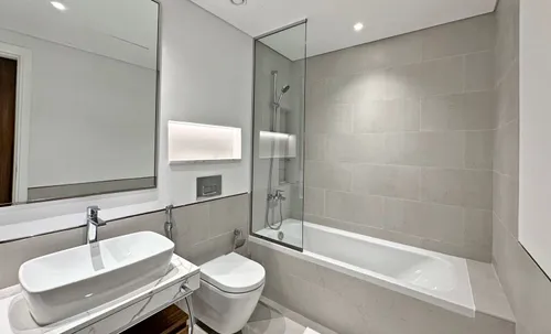 2 Bedrooms Apartment in Jadeel 2