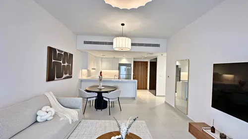 2 Bedrooms Apartment in Jadeel 2