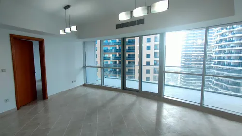 2 Bedrooms Apartment in The Waves Tower A