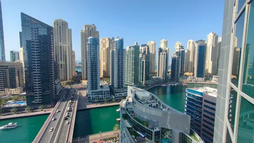 2 Bedrooms Apartment in The Waves Tower A