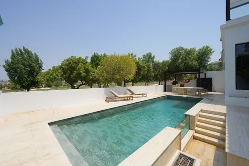 Golf Course Views | Luxury | Prestigious Address