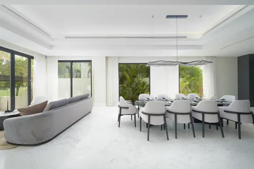 6 Bedrooms Villa in Wildflower