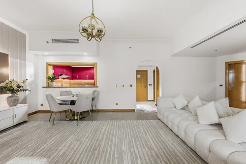 2 Bedrooms Apartment in Al Hallawi