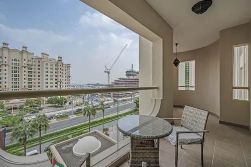 2 Bedrooms Apartment in Al Hallawi