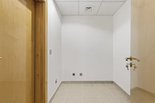 2 Bedrooms Apartment in Al Hallawi