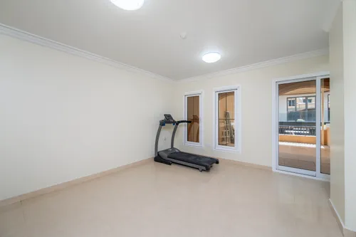 3 Bedrooms Villa in Mirabella 7