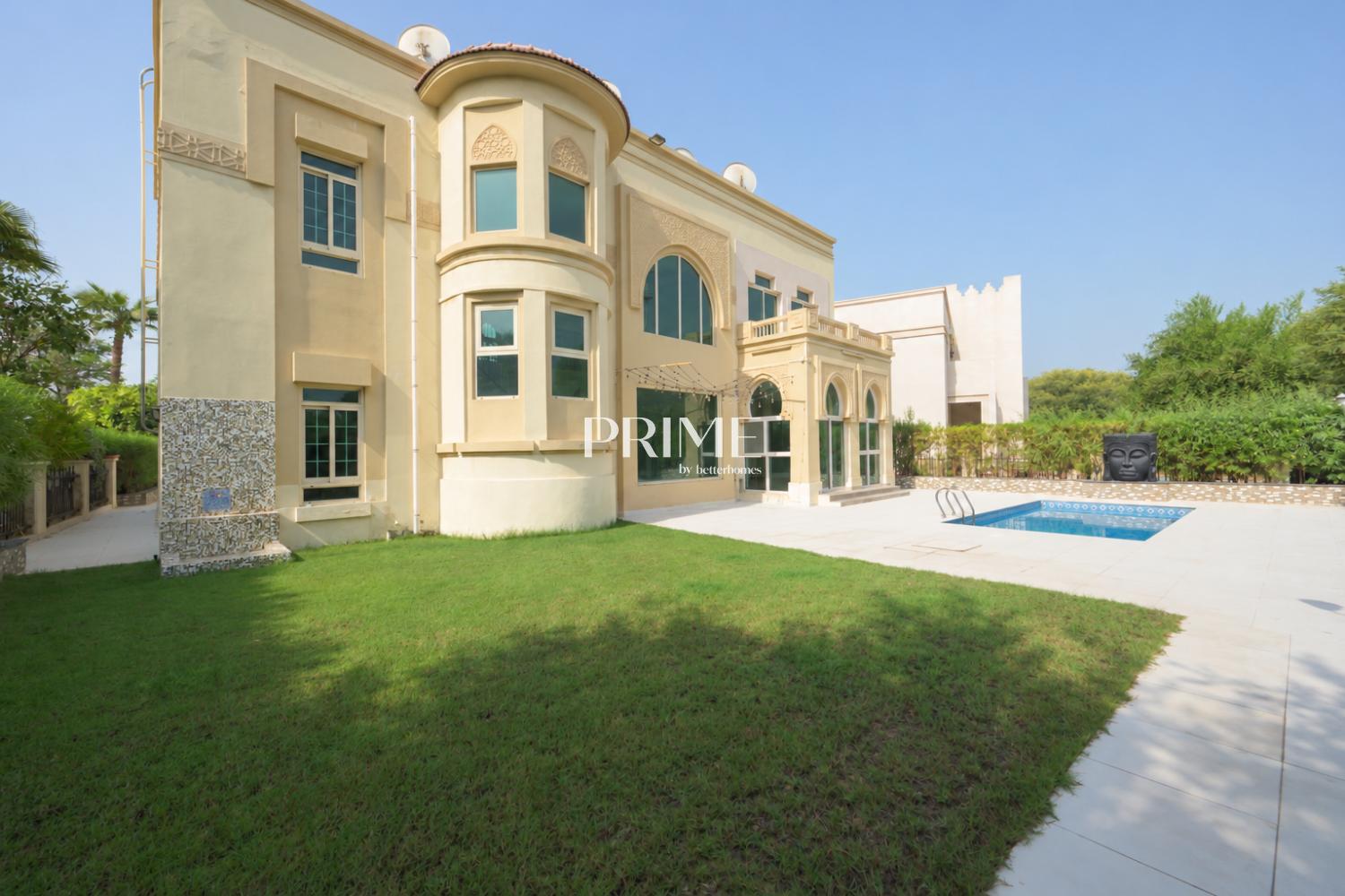 4 Bedrooms Villa in Cluster 26