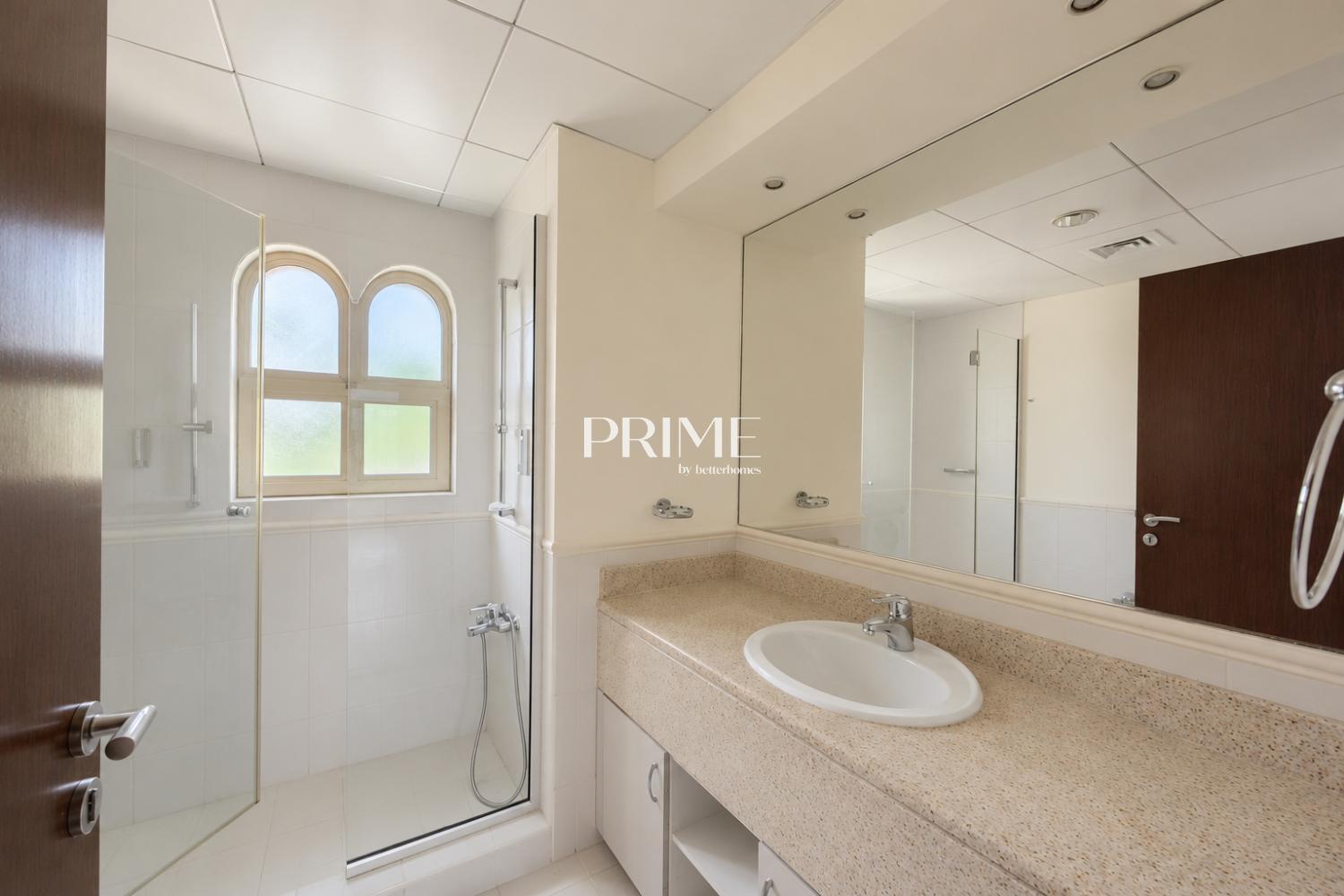 4 Bedrooms Villa in Cluster 26