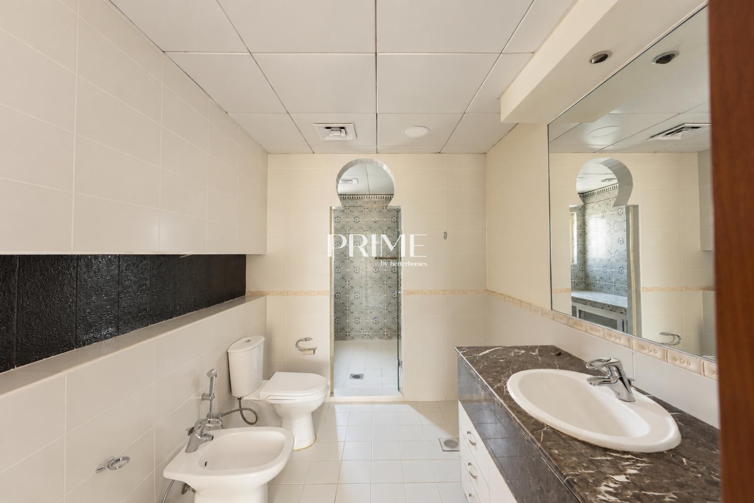 4 Bedrooms Villa in Cluster 26