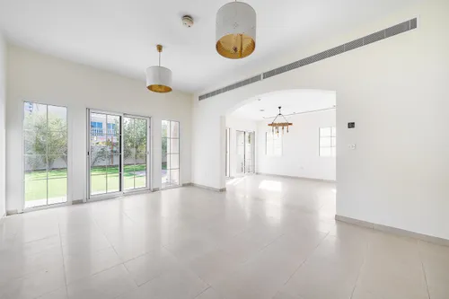 2 Bedrooms Villa in Arabian Villas