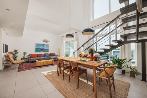 3BR Large | Terraced Duplex | Lake | Skyline Views