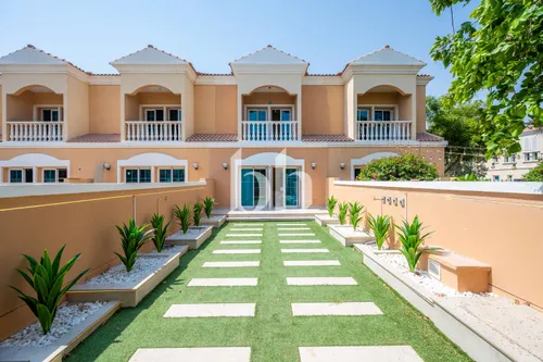 Single Row | Park Facing | Fullly Upgraded