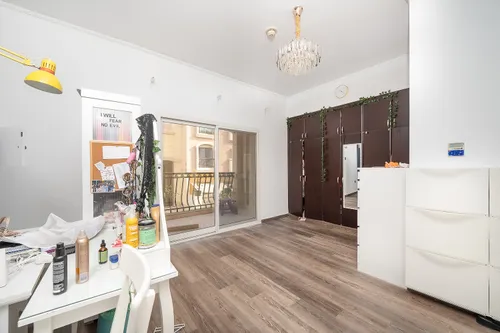 3 Bedrooms Townhouse in Diamond Views 4