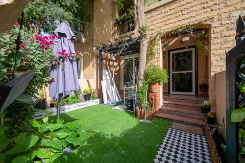 3 Bedrooms Townhouse in Diamond Views 4
