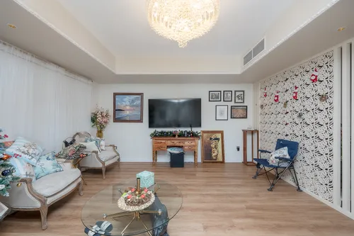 3 Bedrooms Townhouse in Diamond Views 4