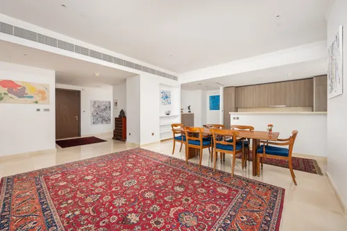3 Bedrooms Apartment in The Residences JLT