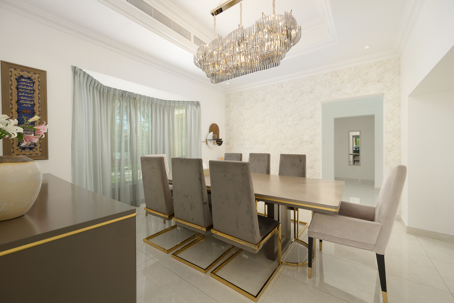 4 Bedrooms Villa in Entertainment Foyer