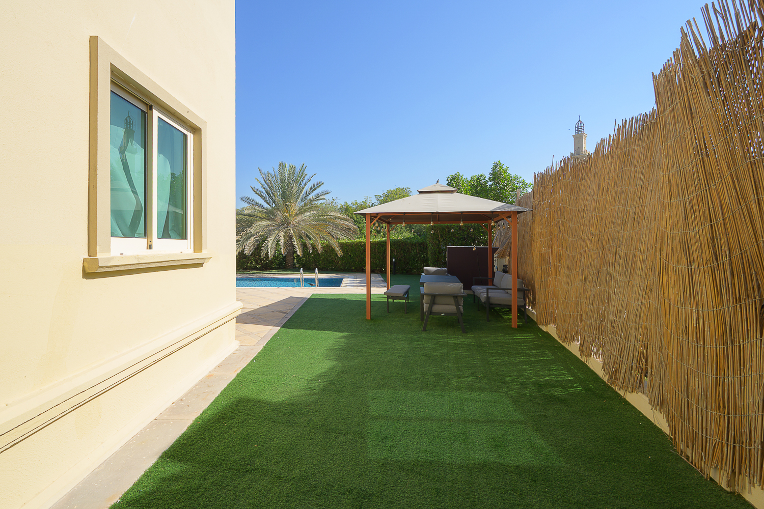 4 Bedrooms Villa in Entertainment Foyer