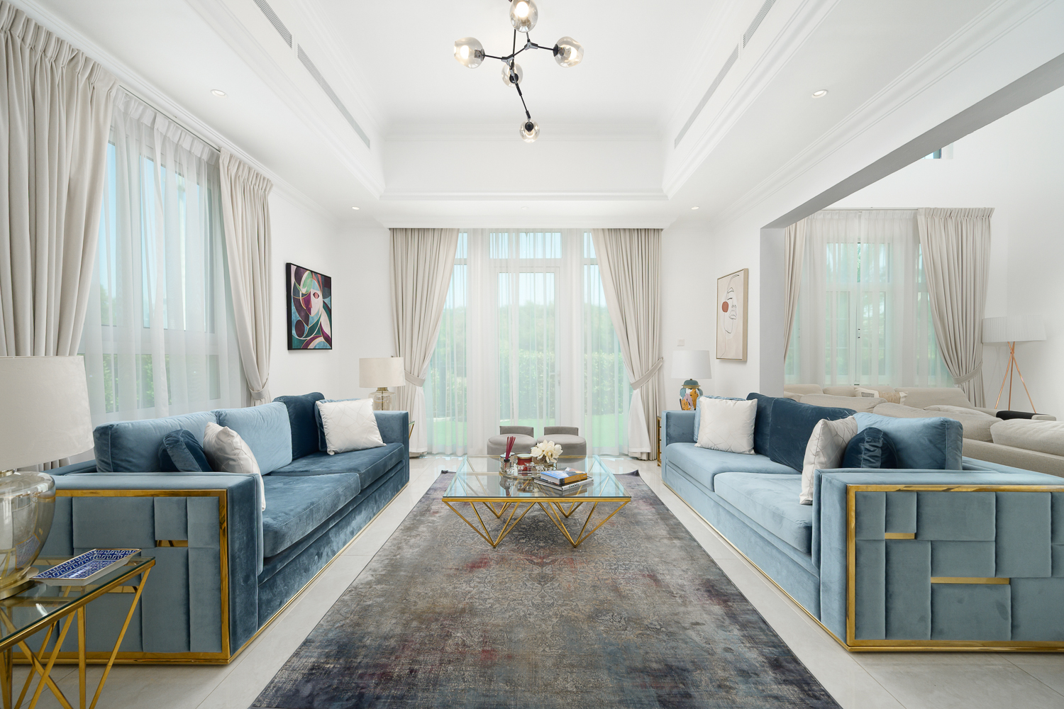 4 Bedrooms Villa in Entertainment Foyer