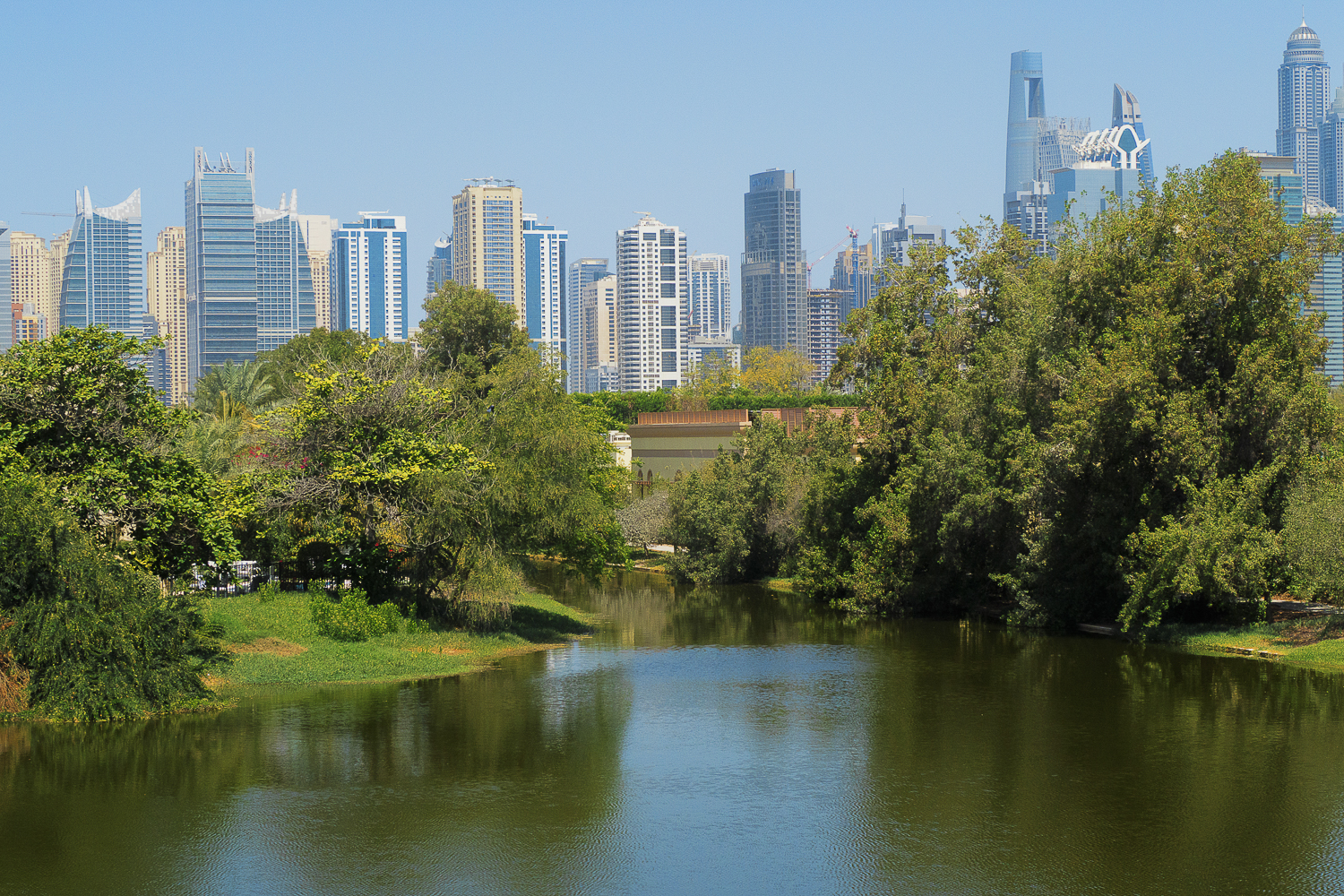 4 Bedrooms Villa in Entertainment Foyer