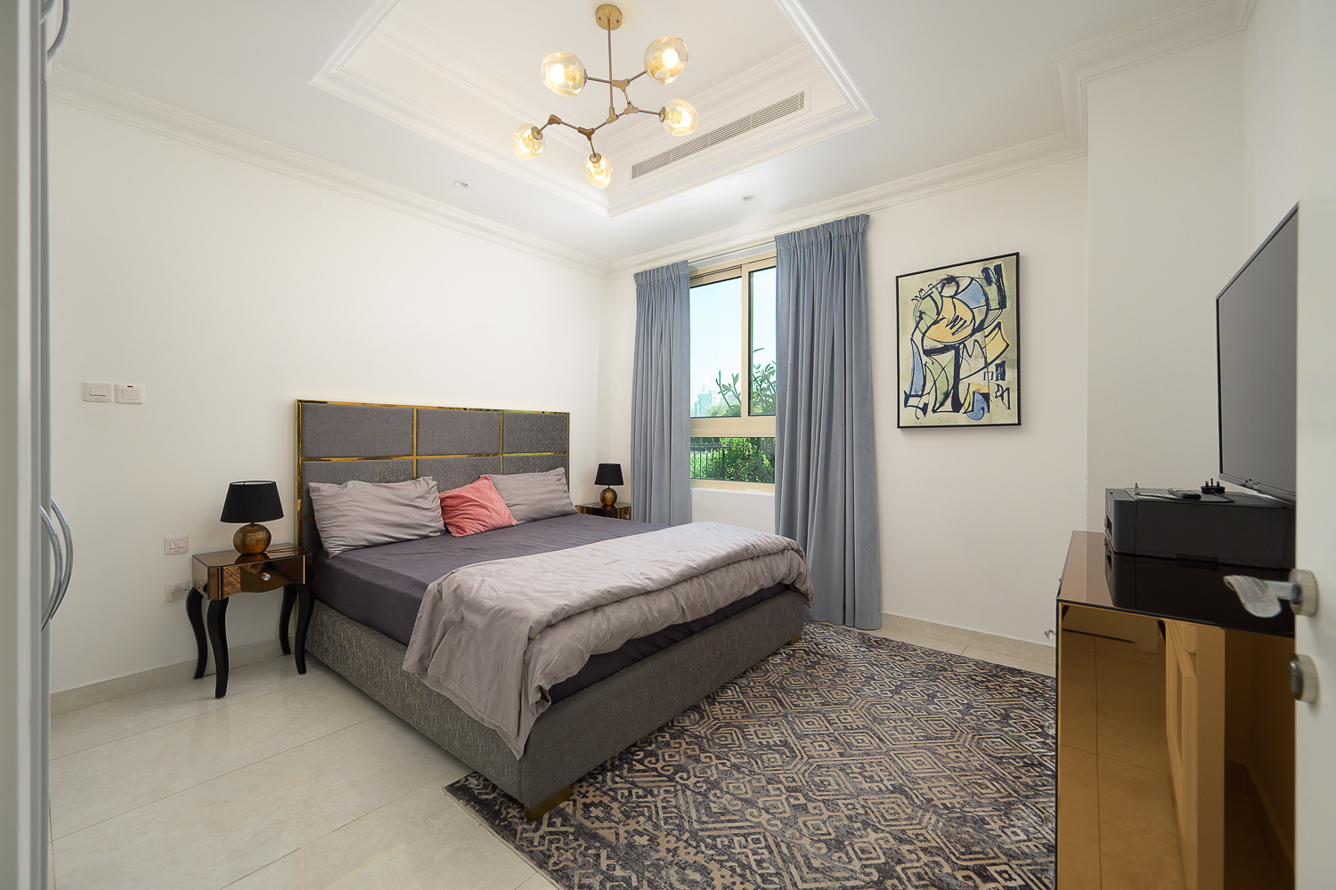 4 Bedrooms Villa in Entertainment Foyer