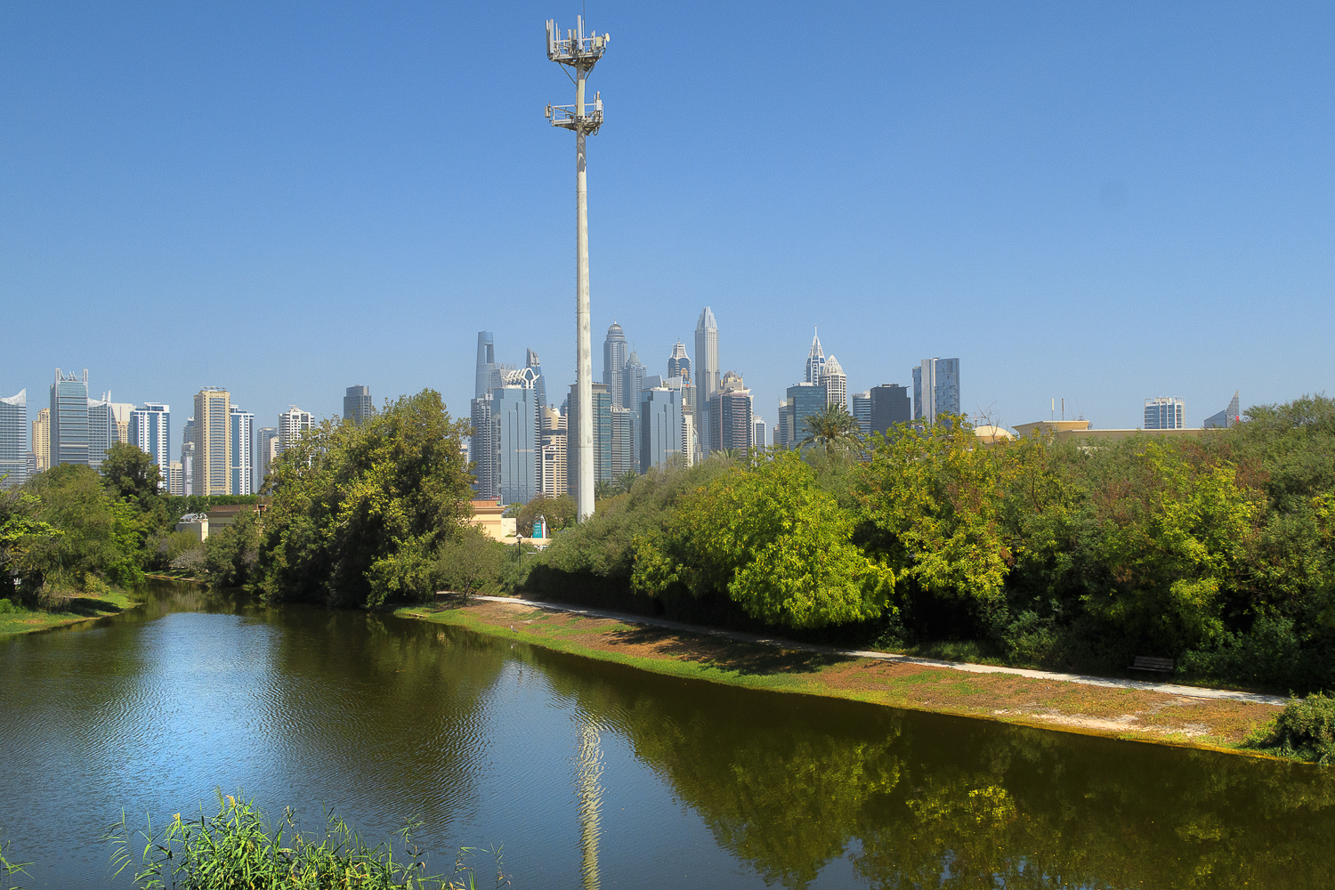 4 Bedrooms Villa in Entertainment Foyer